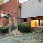 Design Architect With 2 Prága