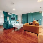 Design Architect With 2 * Praga
