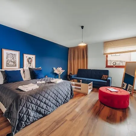 Design Architect With 2 Apartment